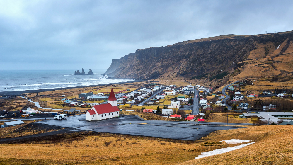 safe solo female travel destinations